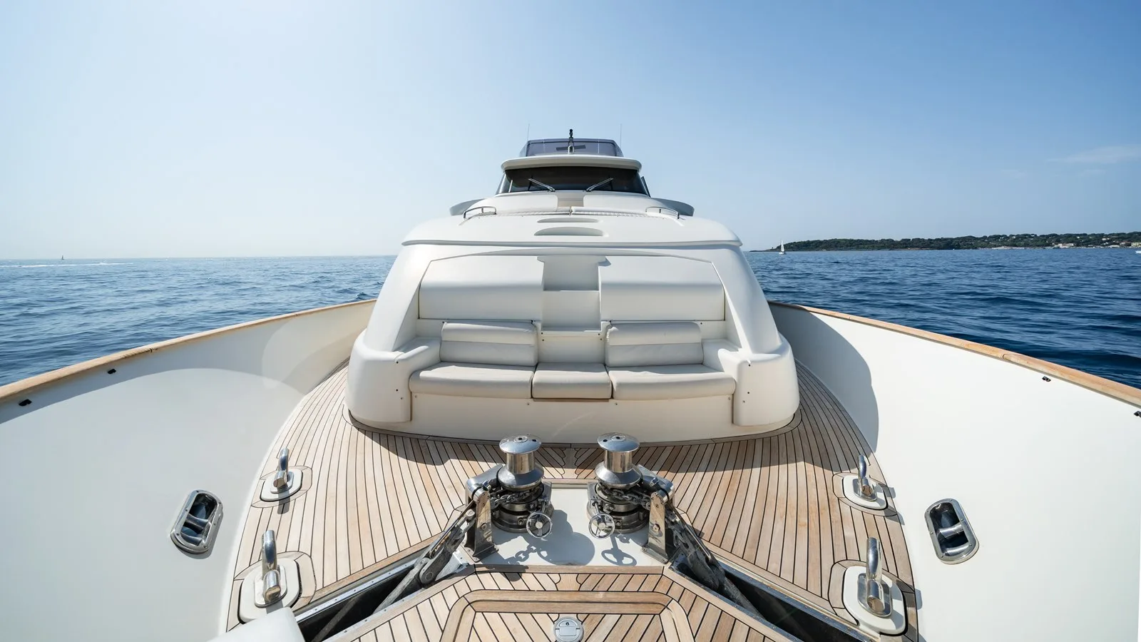 Ferretti Custom Line NAVETTA 26 CRESCENDO