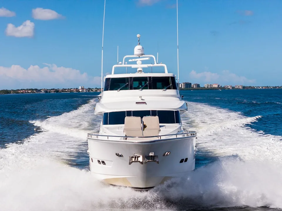 Horizon 82 Skylounge