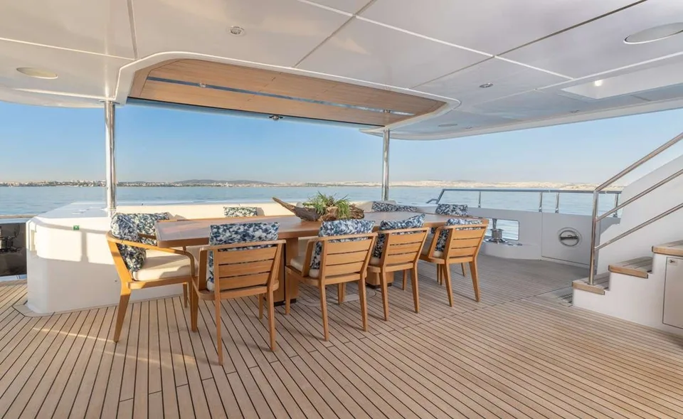 Majesty 120