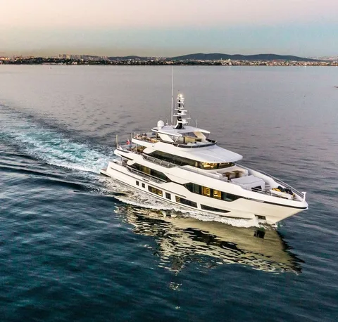Majesty 120