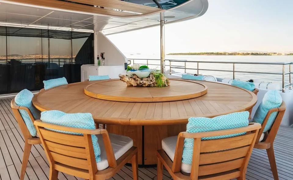 Majesty 120