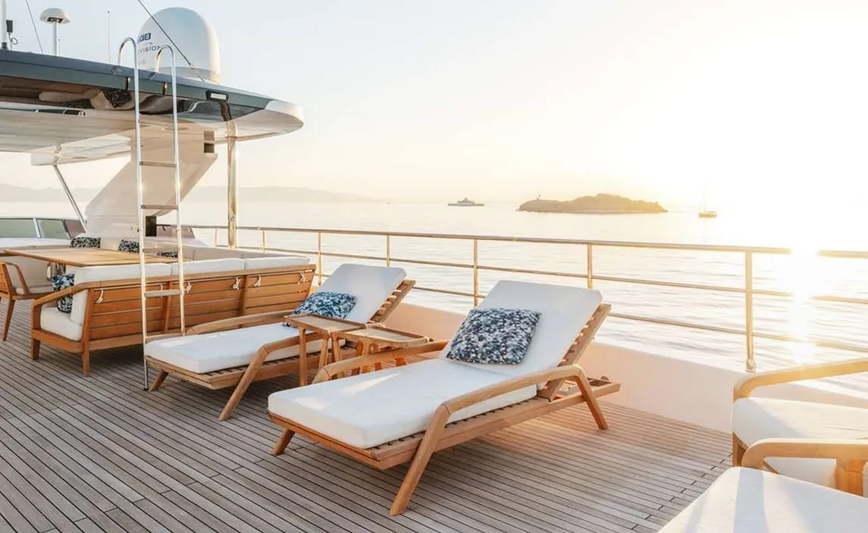 Majesty 120