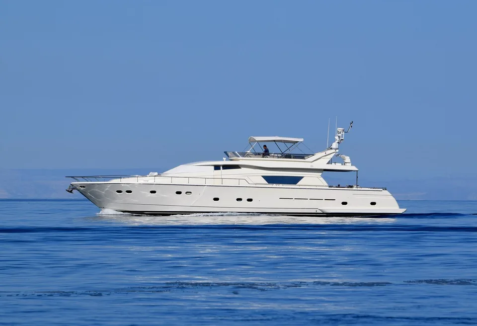Ferretti Yachts 80