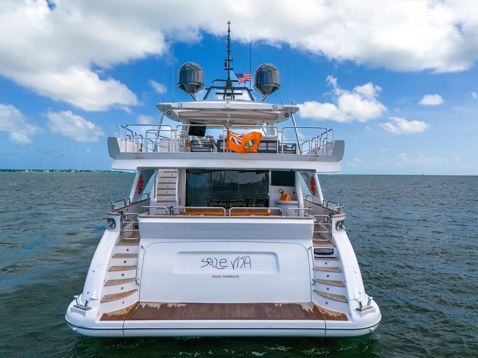 Azimut Grande 105