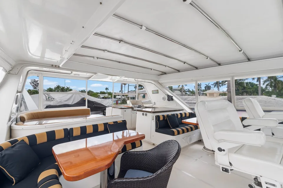 Paragon Motor Cockpit Motor Yacht