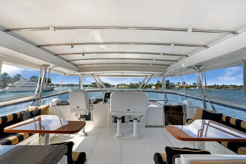 Paragon Motor Cockpit Motor Yacht