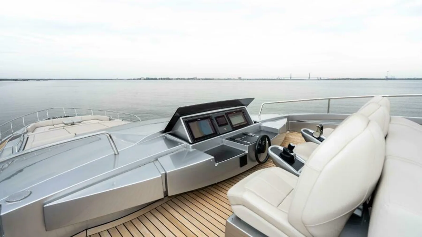 Pershing 9X
