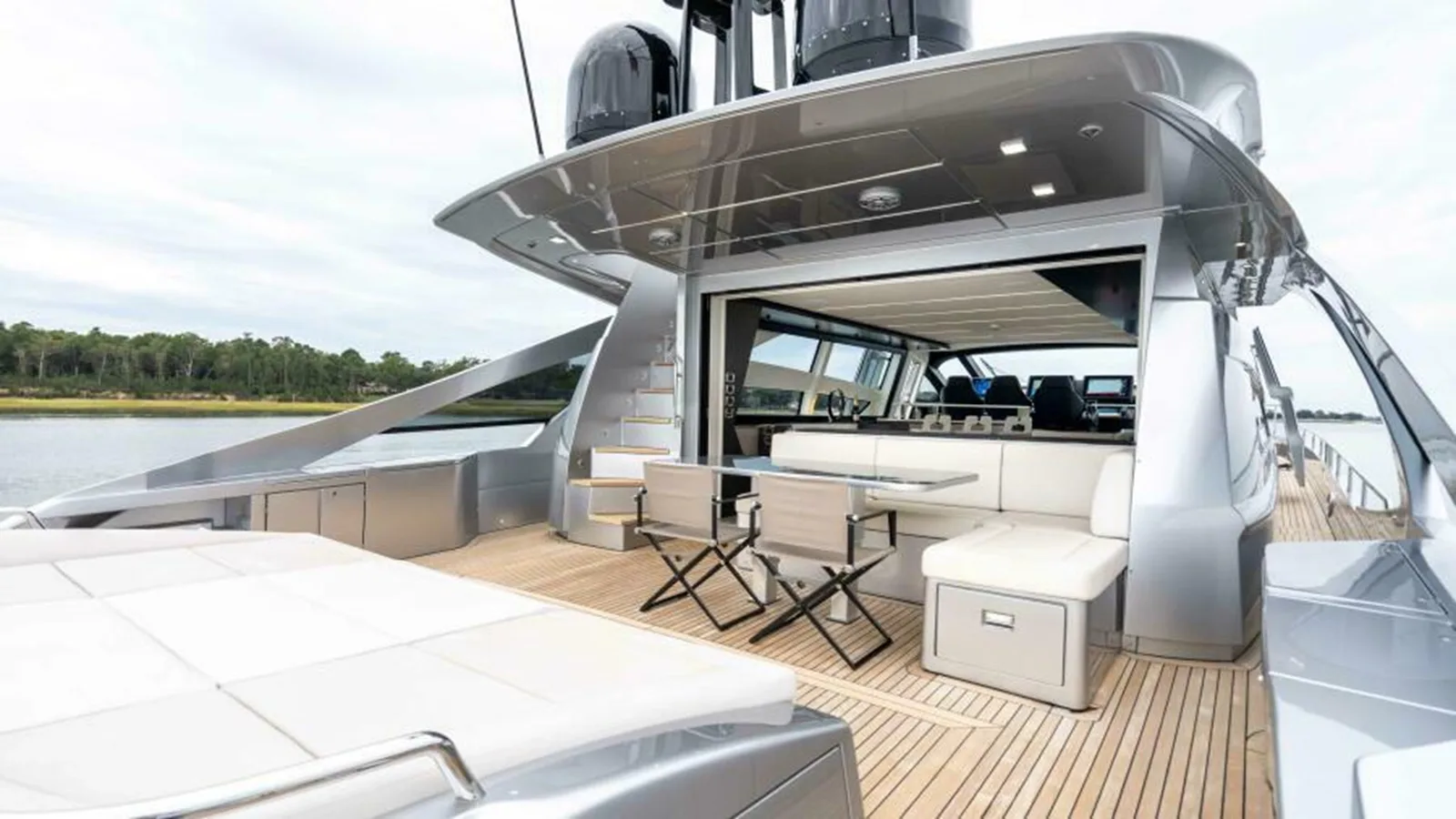 Pershing 9X