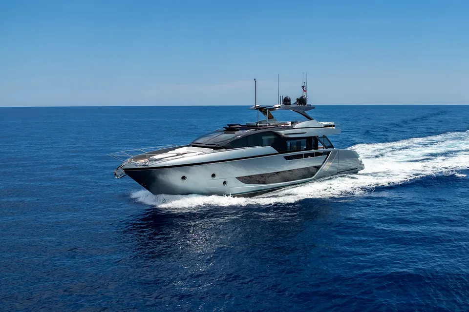 Riva Diva 82'