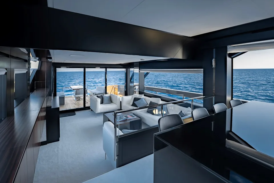 Riva Diva 82'