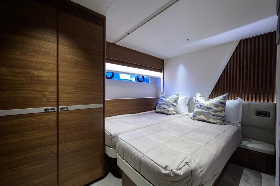 Princess Y85 Motor Yacht