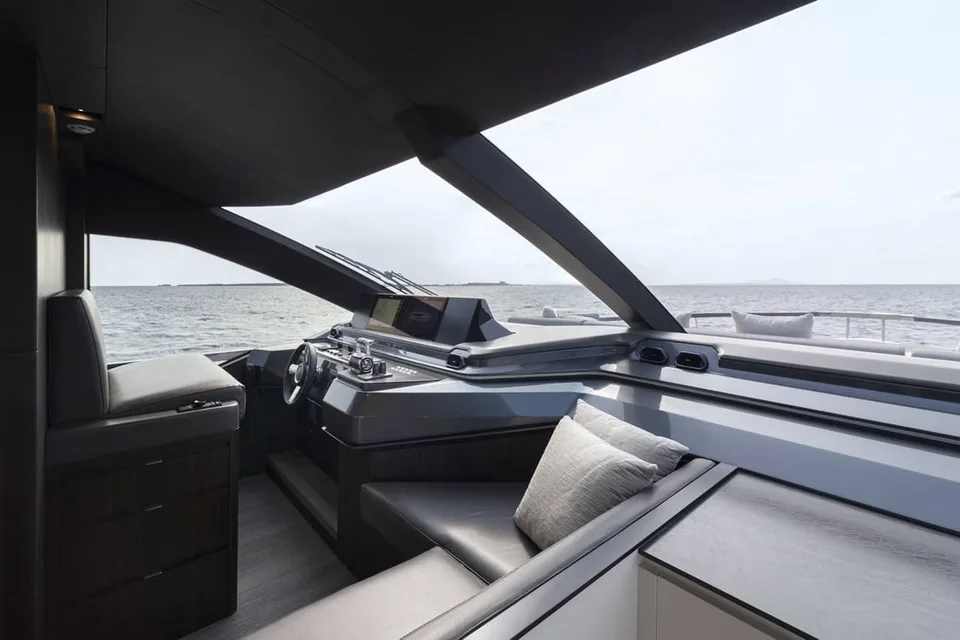 Astondoa AS8 Flybridge