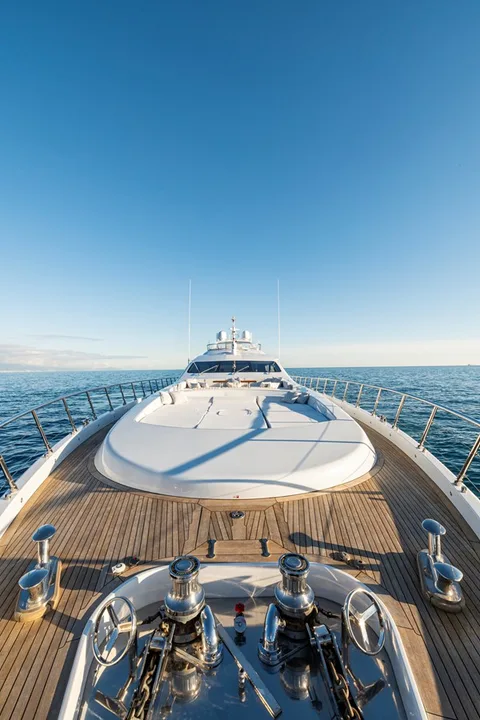 Overmarine Group 132