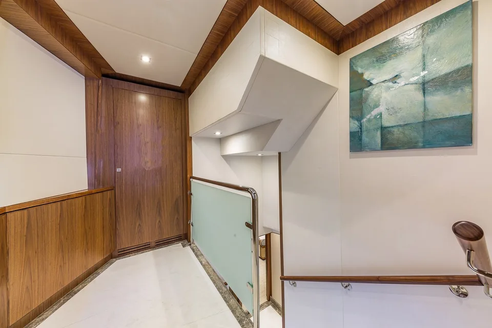 Hargrave Raised Pilothouse