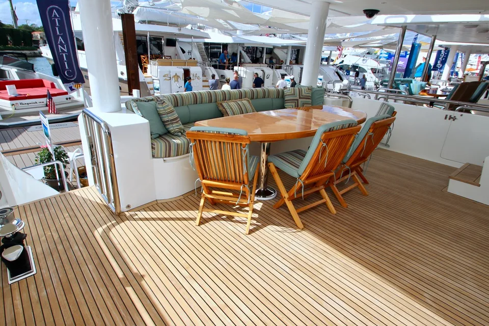 Hargrave Raised Pilothouse
