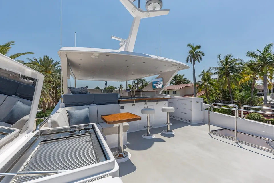 Hargrave Raised Pilothouse