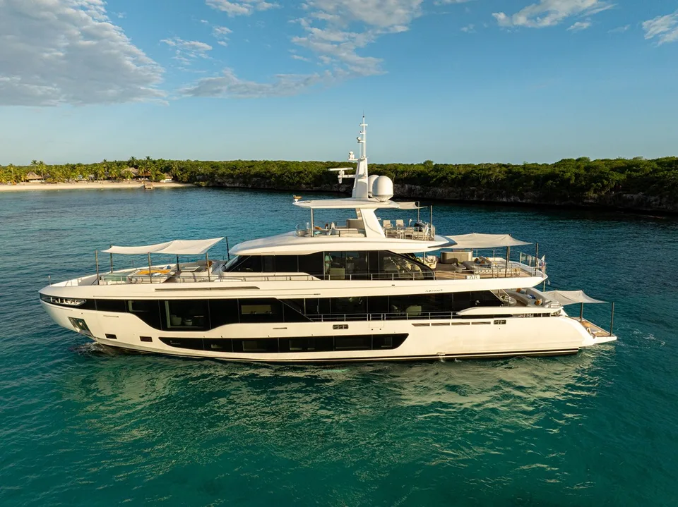 Azimut Grande 36M
