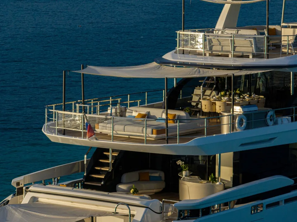 Azimut Grande 36M