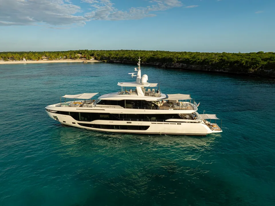 Azimut Grande 36M