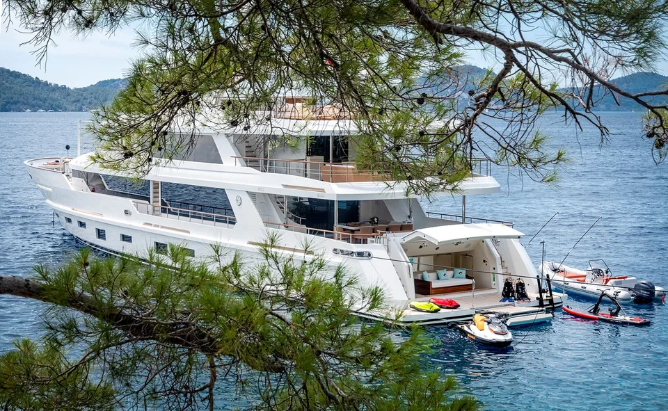 Yildiz Shipyard C101