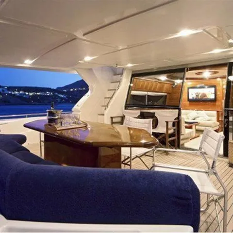 Ferretti Yachts 80