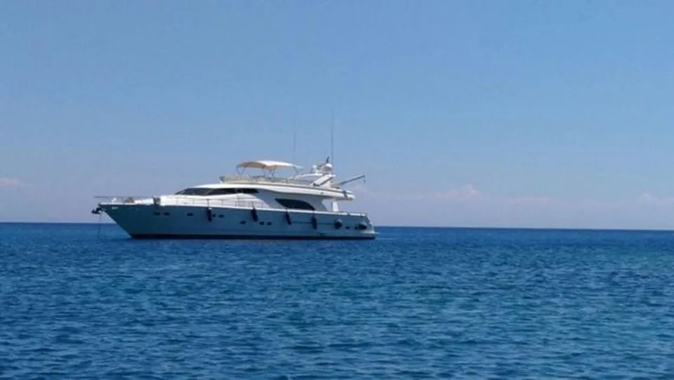 Ferretti Yachts 80