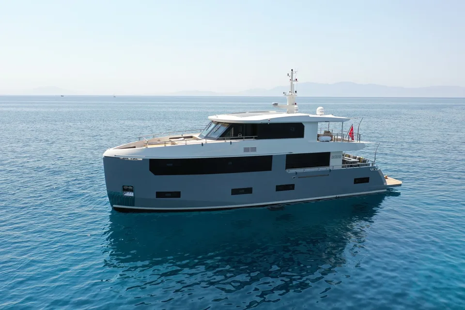Aegean AEGEAN EXPLORER 26 M