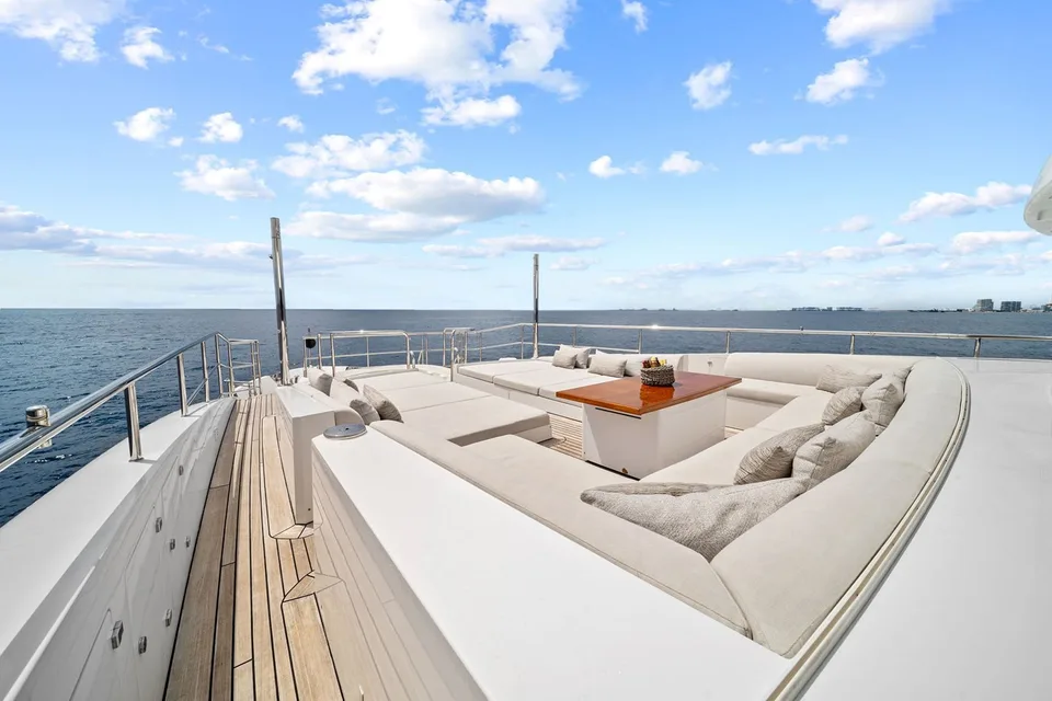 Benetti CLASSIC SUPREME 132