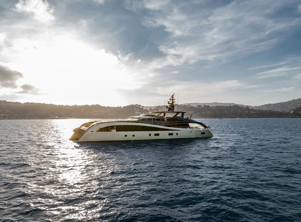 Rossinavi SEACAT 40