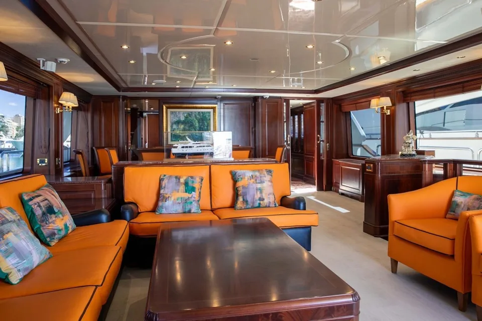 Benetti Tradition 100