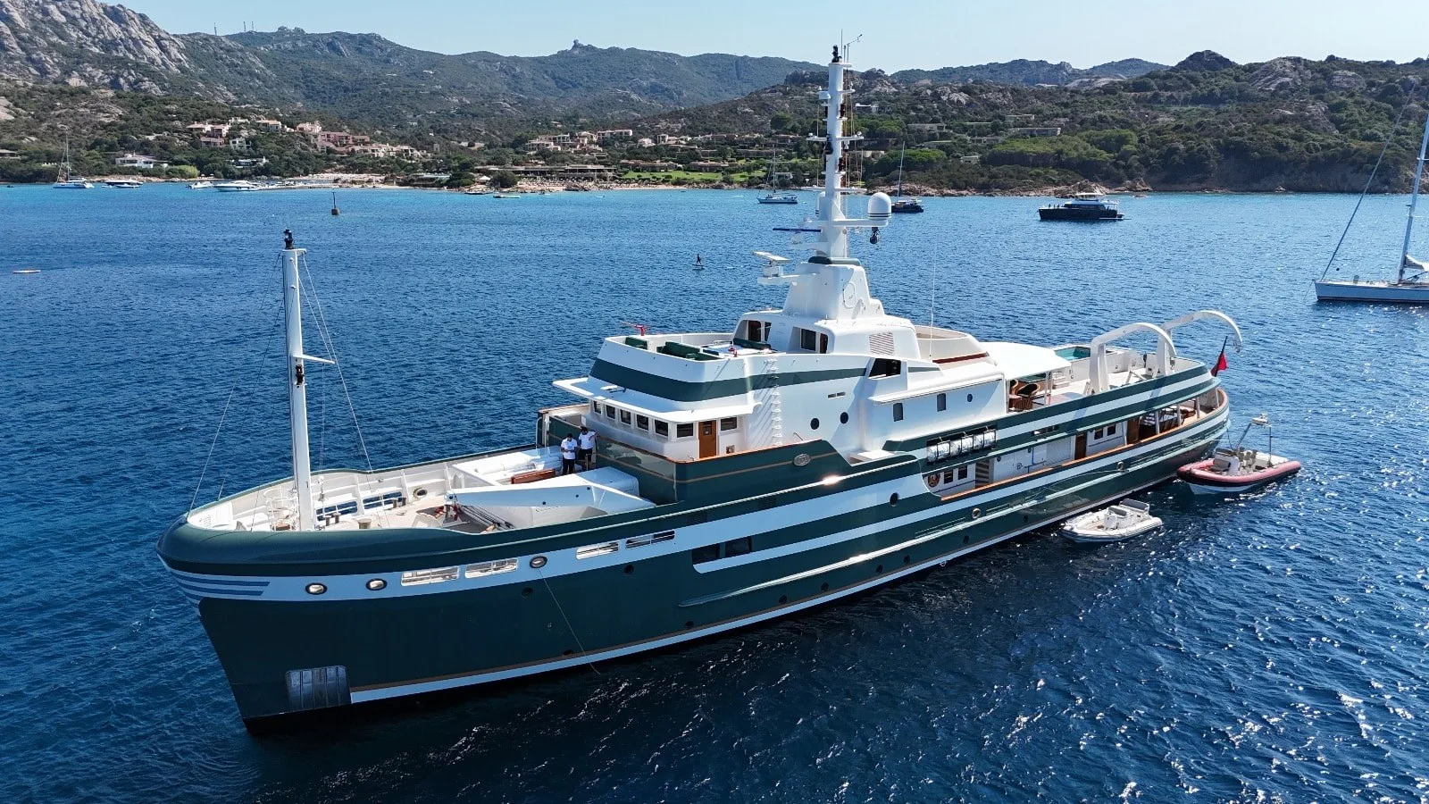 Pendennis 55m