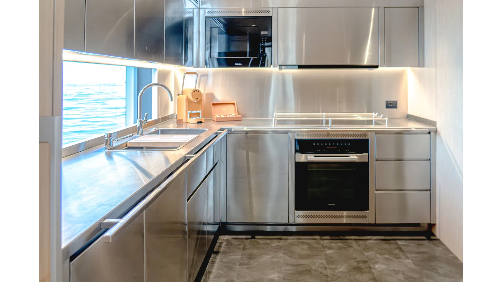 Majesty 100 Terrace