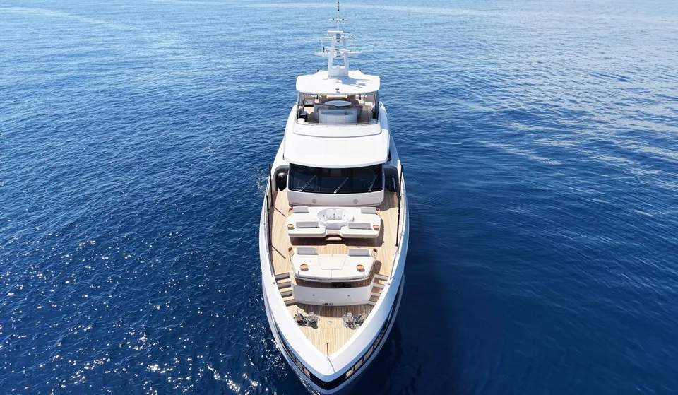 Azimut TRIDECK 38 M