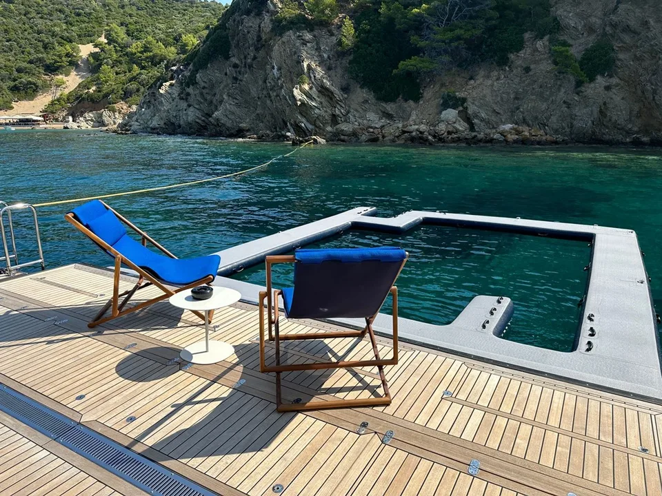 Azimut TRIDECK 38 M