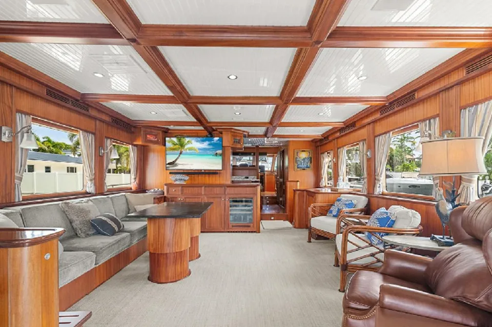 Paragon Motor Cockpit Motor Yacht