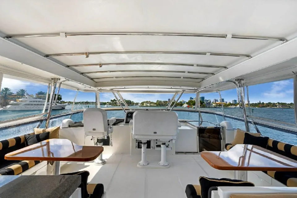 Paragon Motor Cockpit Motor Yacht