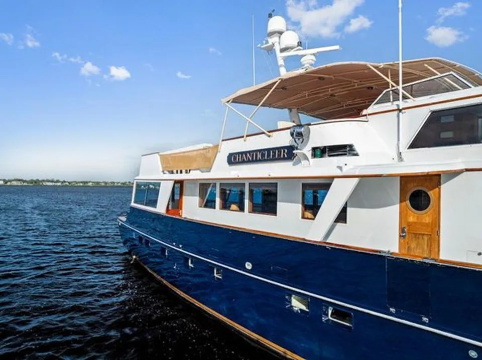 Burger Boat Company 310C