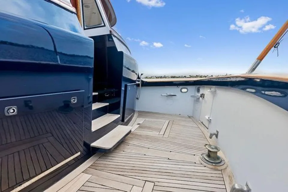 Burger Boat Company 310C