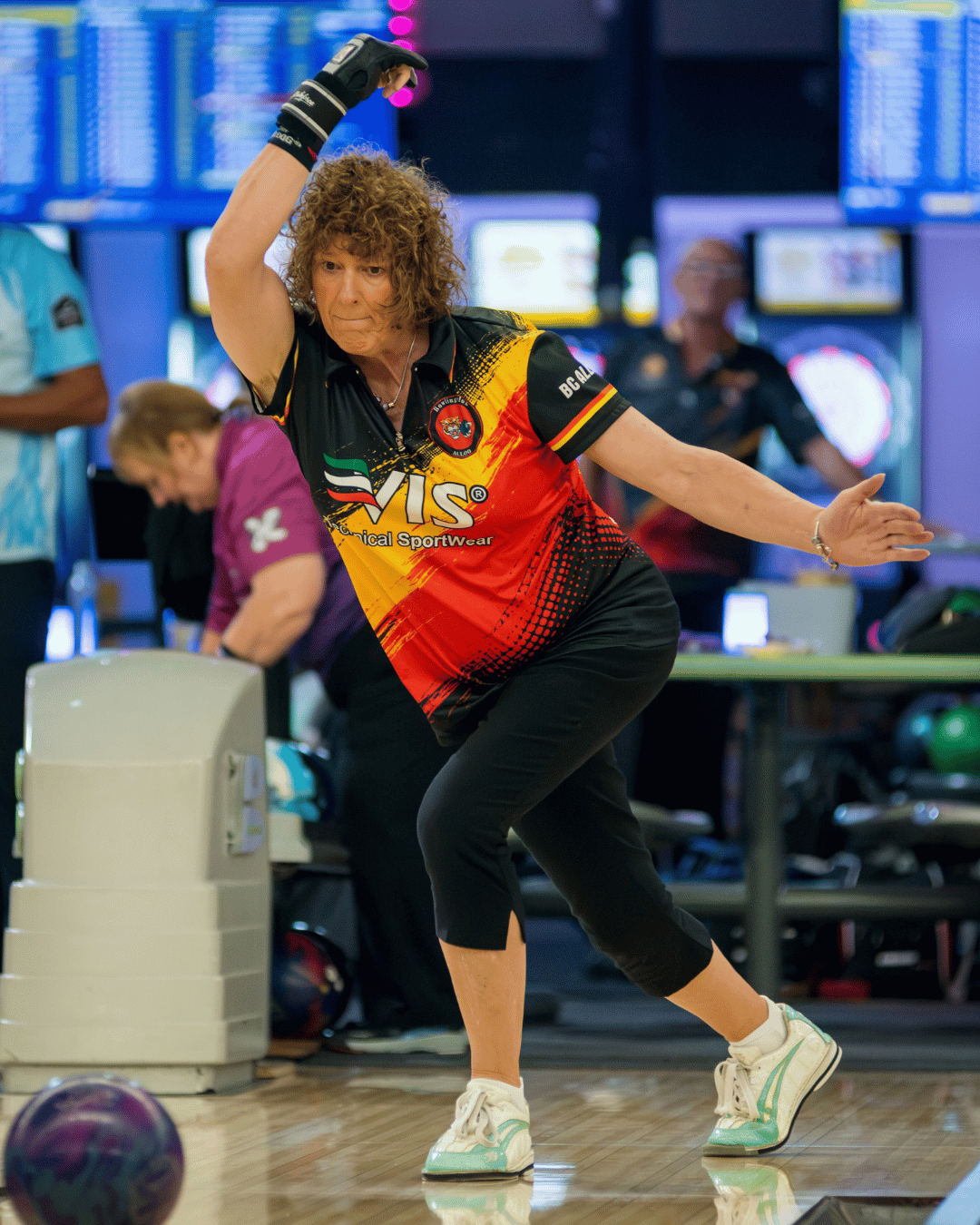 Vanessa Vissenberg bowling at BowlingGP Legends