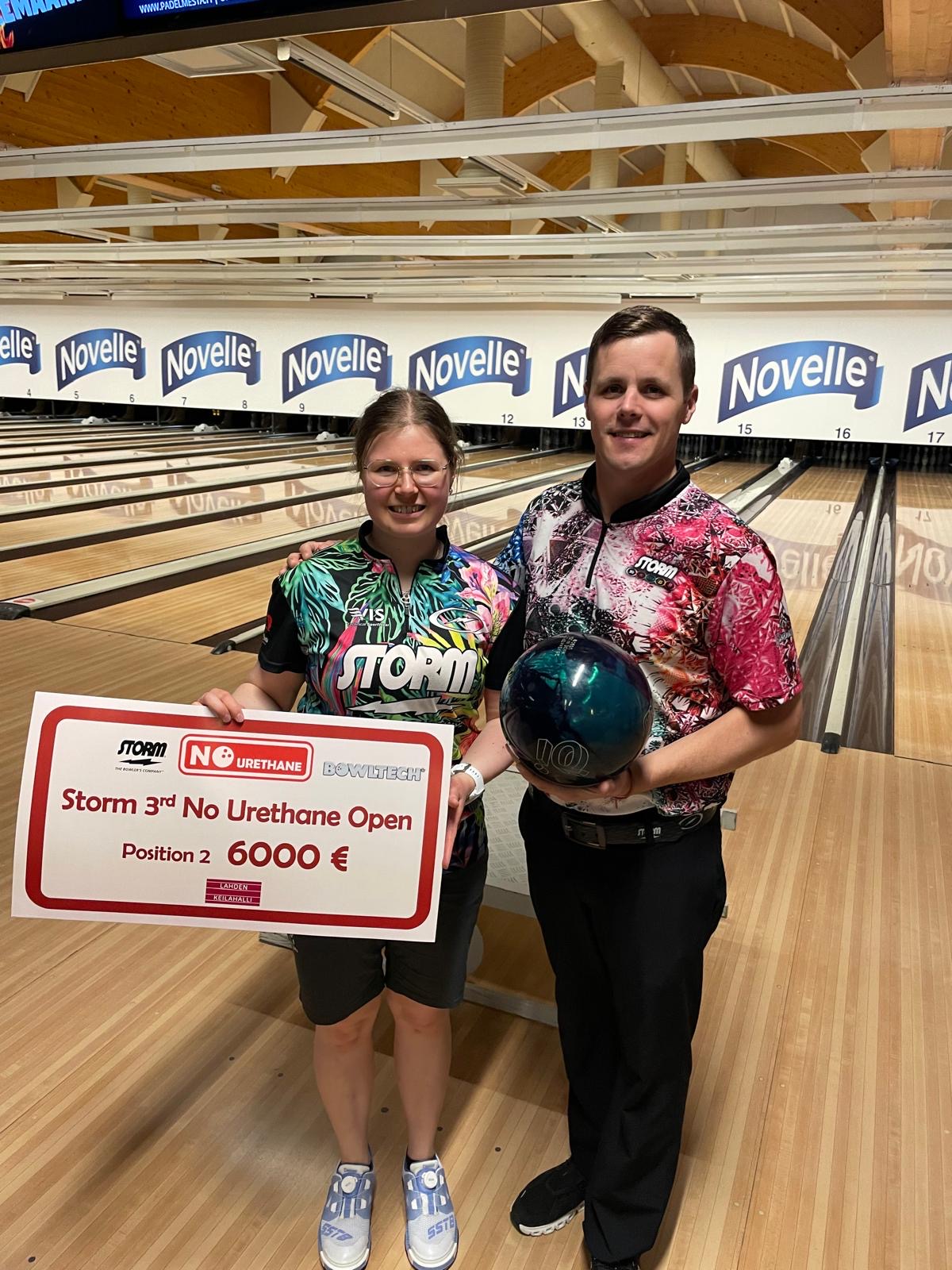 Eliisa Hiltunen and Matt McNiel at the Storm 3rd No Urethane Open