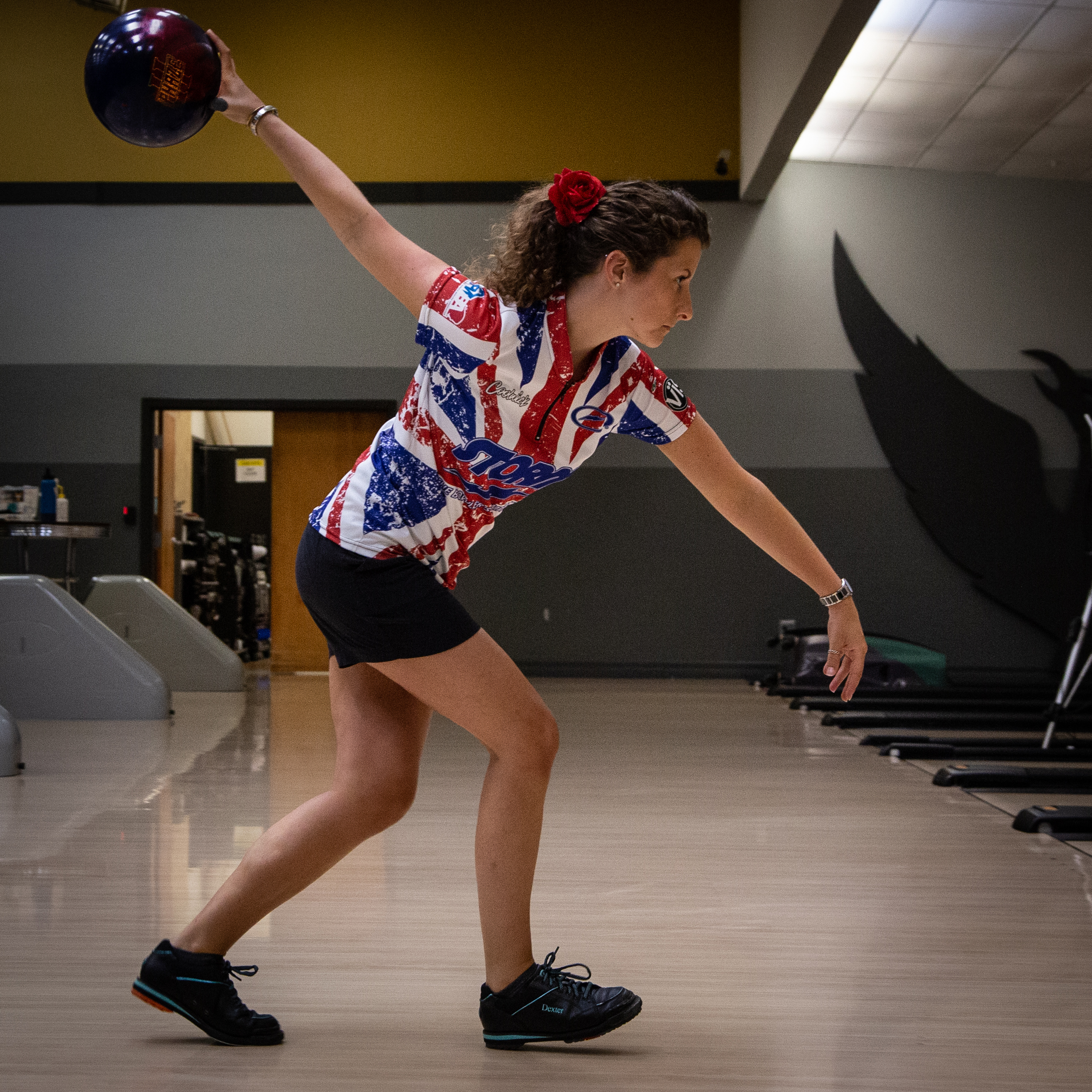 Verity Crawley bowling