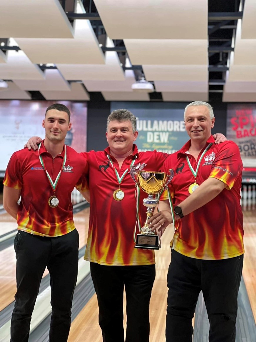 Trios champions: Dian Dinev, Kaloyan Ivanov and Luben Levicharov