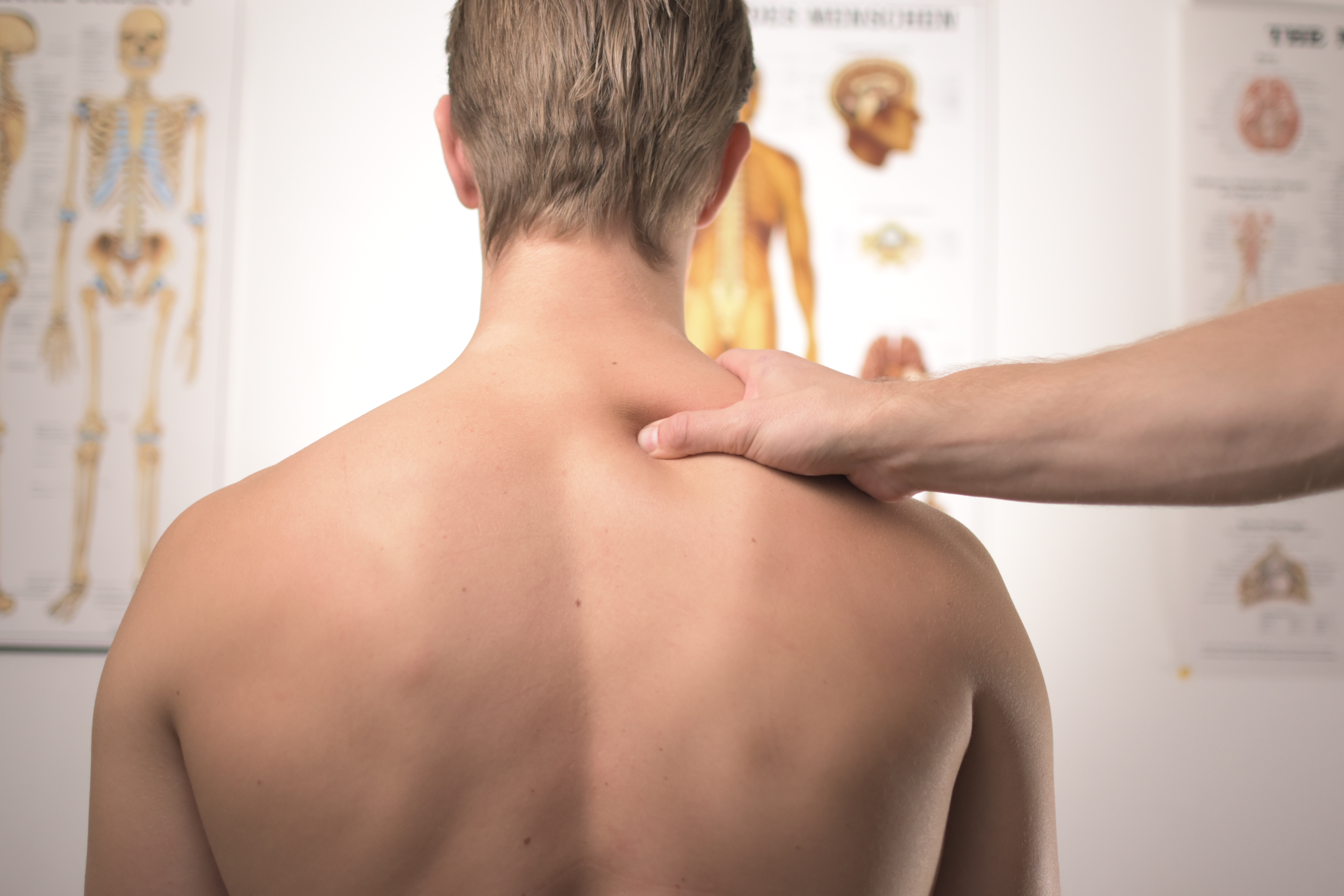 Can bowling cause back pain?