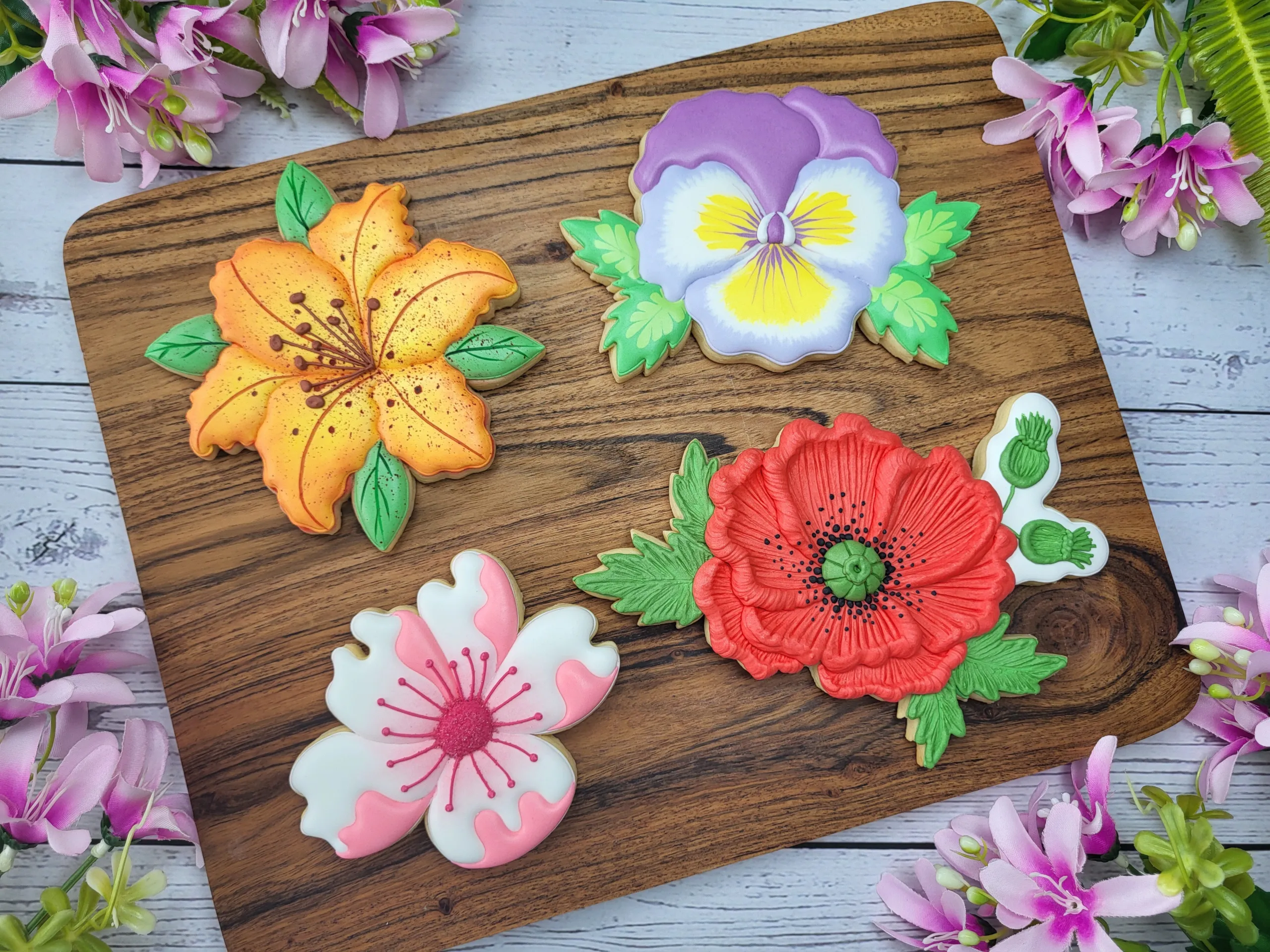 Realistic Flowers Cookie Set — image 1