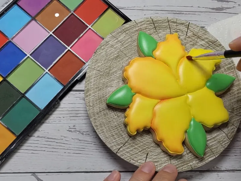 Realistic Flowers Cookie Set — image 11
