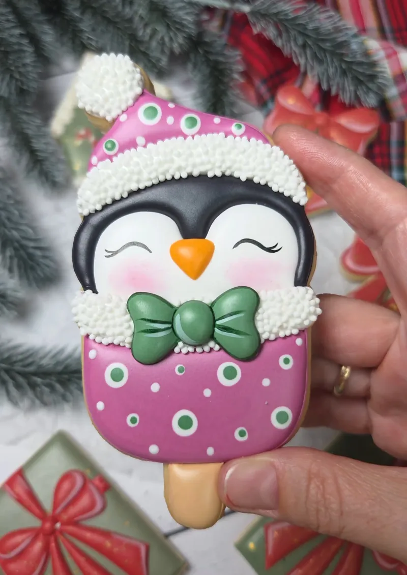 Penguin Pop decorated cookie