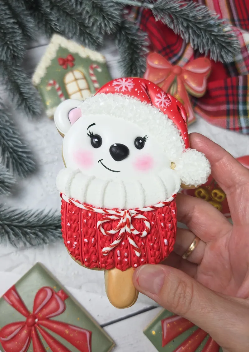 Teddy Pop decorated cookie