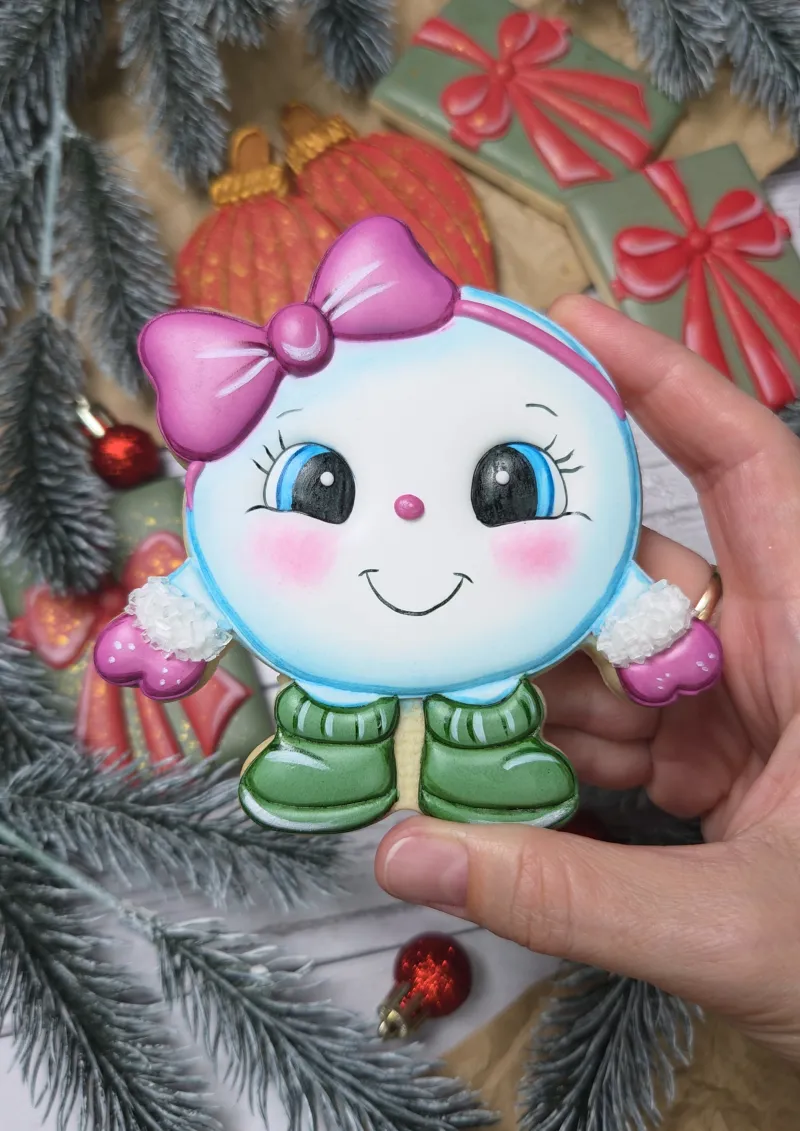 Snowball Sweetie decorated cookie