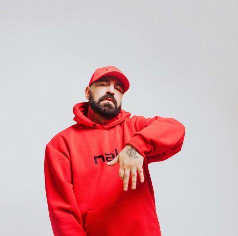 Ypo Greek Rapper Το νέο album του YPO “Το Παιδί Του Δρόμου 2” είναι μια αναδρομή στο ...