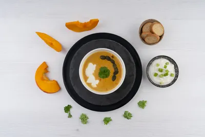 Produktová fotografie pro Keto Diet - dýňová polévka
